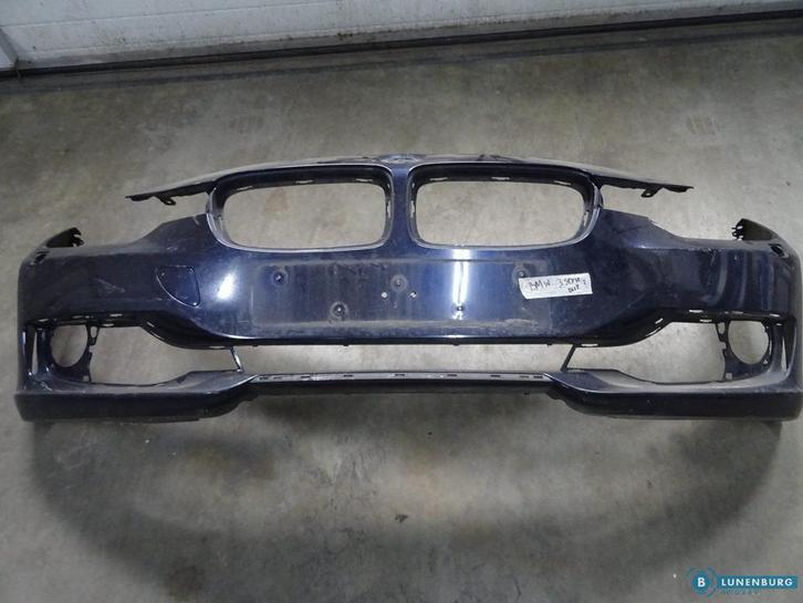 Voorbumper BMW 3 serie 2018 F30/F31, Autos : Pièces & Accessoires, Carrosserie & Tôlerie, Pare-chocs, Avant, Utilisé, Enlèvement ou Envoi