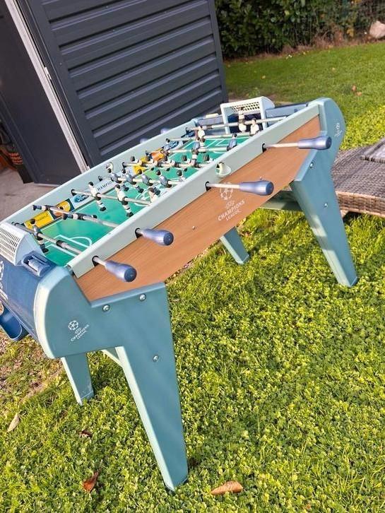 Champions League voetbalcompetitie. Zeer goede conditie, Kinderen en Baby's, Speelgoed | Voetbaltafels, Zo goed als nieuw, Ophalen