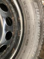 Winterbanden + stalen velg Fiat 500, Auto-onderdelen, Banden en Velgen, Ophalen, Winterbanden