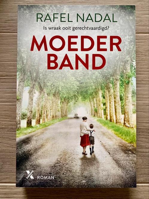 Moederband, Boeken, Romans, Zo goed als nieuw, Ophalen of Verzenden