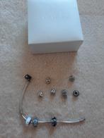 Pandora armband met bedels, Ophalen, Pandora, Zo goed als nieuw, 4 bedels of meer