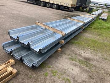 Steel deck platen beschikbaar voor biedingen