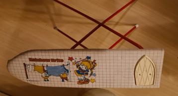 Rainbow Brite 1983 vintage strijkplank beschikbaar voor biedingen