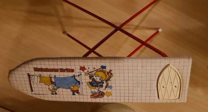 Rainbow Brite 1983 vintage strijkplank, Kinderen en Baby's, Speelgoed | Overig, Gebruikt, Ophalen of Verzenden