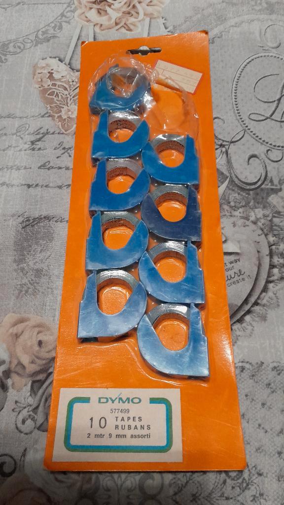 DYMO labelmaker vervanglint tape rubans 9mm retro labels, Divers, Accessoires de bureau, Neuf, Enlèvement ou Envoi