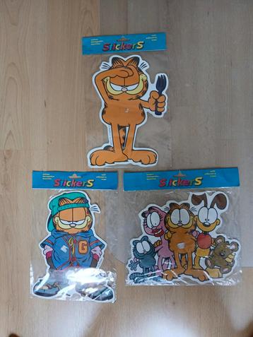 3 stickers Garfield 25 cm encore emballés beschikbaar voor biedingen