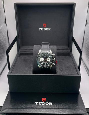 Tudor Black Bay Chrono 2022 - full set & warranty/ garantie beschikbaar voor biedingen
