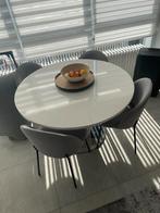 Tafel wit hoogglans en 4 stoelen, Huis en Inrichting, Tafels | Eettafels, Ophalen, Overige materialen, Gebruikt, Rond