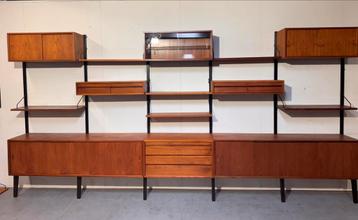 Poul Cadovius by Royal System vintage modulair wandsysteem beschikbaar voor biedingen