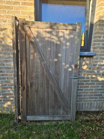Tuinpoortje hardhout beschikbaar voor biedingen