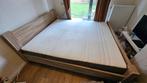 Bed, lattenbodem 180x200cm met matras, Huis en Inrichting, Slaapkamer | Bedden, 180 cm, Gebruikt, Bruin, Hout