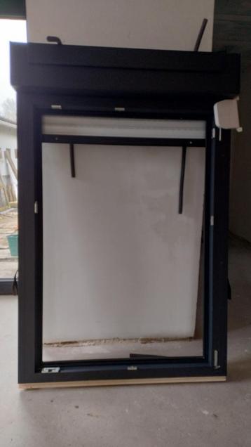 Schuco draaikip raam met dagmaten 980mm x 1380mm (PVC) beschikbaar voor biedingen