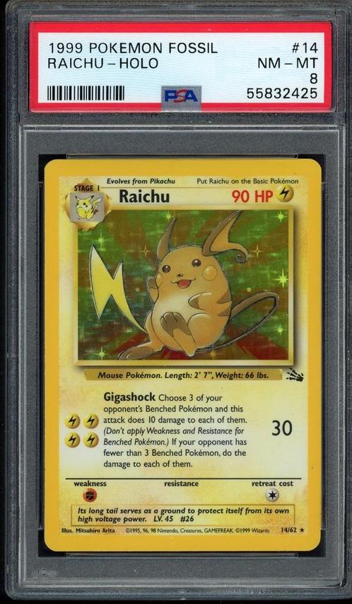 Raichu Holo PSA 8 - 14/62 - Fossile 1999, Hobby & Loisirs créatifs, Jeux de cartes à collectionner | Pokémon, Comme neuf, Cartes en vrac