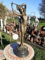 GROOT BRONZEN BEELD GESIGNEERD DOOR ALDO VITALEH, Ophalen, Brons