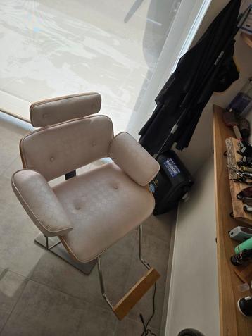 Stijlvolle lederen kapper/barberstoel met pomp en ligstand, Ophalen