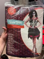 Lot verkleedgerief, Ophalen, Zo goed als nieuw