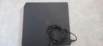 Ps4 slim beschikbaar voor biedingen