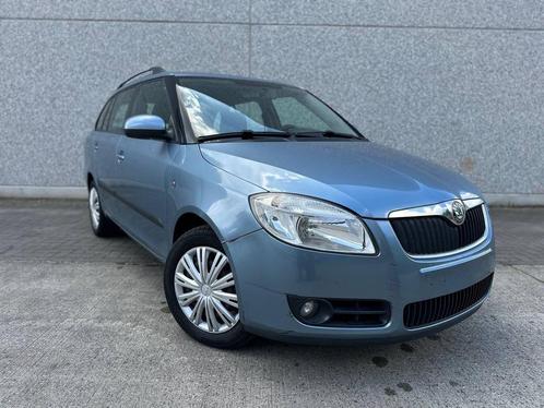 SKODA FABIA COMBI 1.2 12V-AIRCO!-CRUISE!-GEKEURD VR.VRKP!, Auto's, Skoda, Bedrijf, Fabia, ABS, Airbags, Airconditioning, Alarm