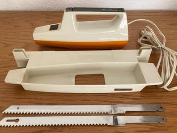 Vintage elektrisch mes Moulinex beschikbaar voor biedingen