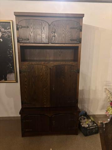 EIKEN KAST VINTAGE . KOOPJE beschikbaar voor biedingen