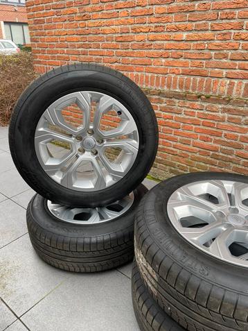 Land rover velgen beschikbaar voor biedingen