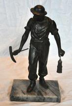 statue en regule sur marbre mineur travailleur de fond, Antiquités & Art, Enlèvement ou Envoi
