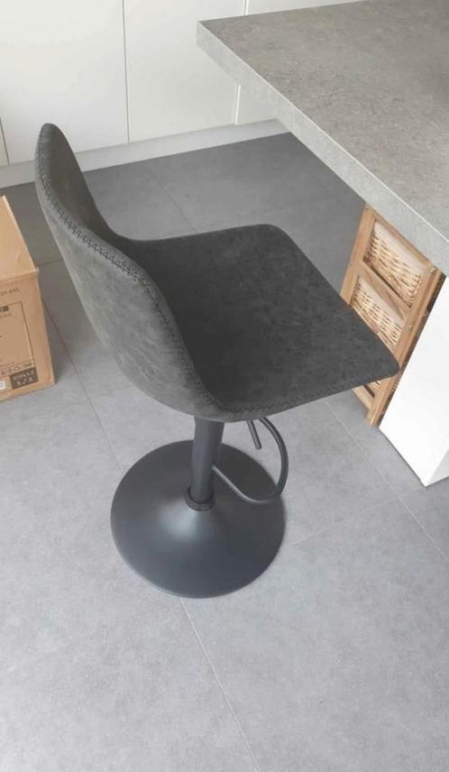 2x Xooon barkrukken- antraciet lederlook - TOPPER, Huis en Inrichting, Barkrukken, Zo goed als nieuw, Draaibaar, Ophalen