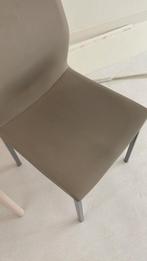 4 stoelen en tafel nieuw dressoir vitrine kast tv kast tafel, Huis en Inrichting, Stoelen, Ophalen, Zo goed als nieuw