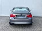 ✅ BMW 316i GARANTIE | Airco | Leder | Navi | PDC | Cruise, Te koop, Zilver of Grijs, Berline, Benzine