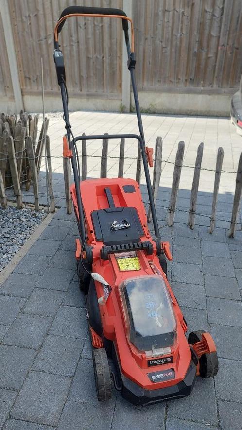 Grasmachine op accu, Tuin en Terras, Grasmaaiers, Zo goed als nieuw, Accu-grasmaaier, Cirkelmaaier, Opvangbak, Ophalen