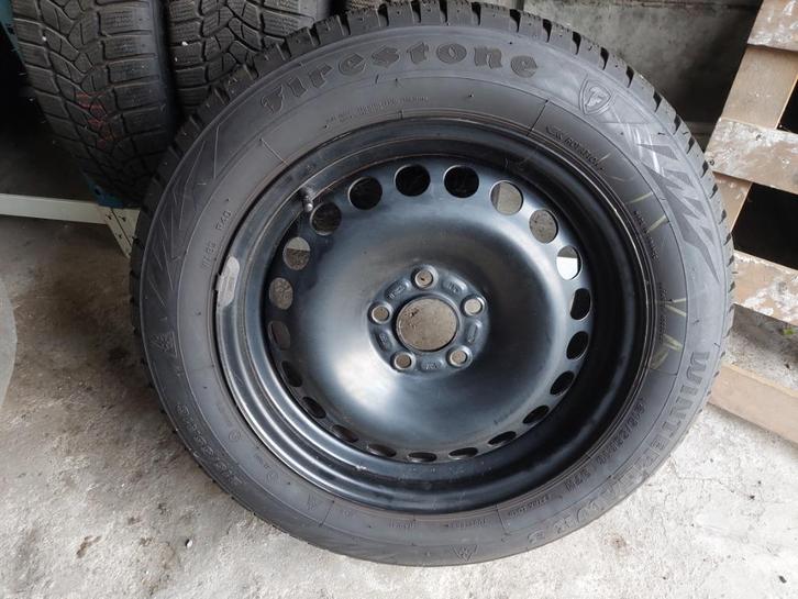 STOCKOPRUIMING: Stalen wintervelgen Volvo 16”, Auto-onderdelen, Banden en Velgen, Banden en Velgen, Winterbanden, 16 inch, 215 mm