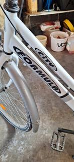 Dames fiets klein model., Fietsen en Brommers, Ophalen, Zo goed als nieuw