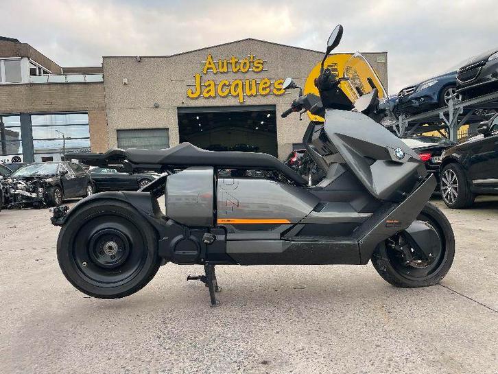 BMW CE 04 STYLE AVANTGARDE ELECTR. 05/23, Auto's, BMW, Bedrijf, Overige modellen, Elektrisch, Overige carrosserie, Automaat, Zilver of Grijs