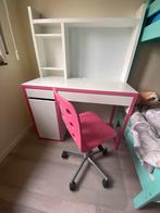 Mooie micke bureau Ikea met magnetische wand en stoel, Huis en Inrichting, Bureaus, Ophalen, Zo goed als nieuw, Bureau