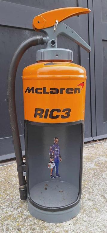 Decoratieve brandblusser, Formule 1 McLaren RIC3 looks. beschikbaar voor biedingen
