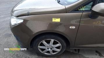 Scherm links-voor van een Seat Ibiza (LS8S) beschikbaar voor biedingen