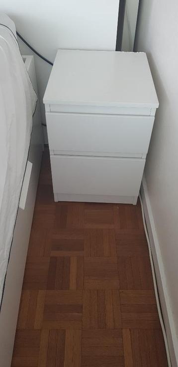 Deux tables de chevet IKEA (design Kullen) beschikbaar voor biedingen