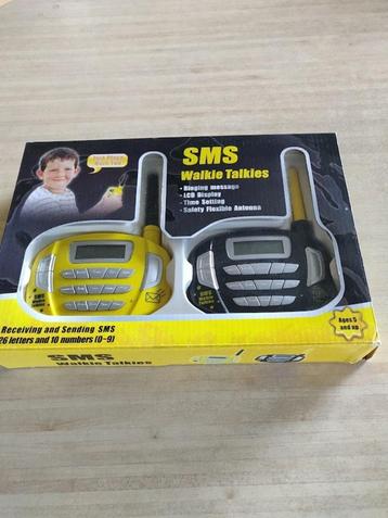 SMS. Walkies Talkies.  NIEUW. beschikbaar voor biedingen