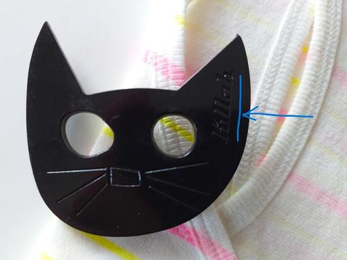 Killah : pin / speld / button zwarte kattekop kop kat, Verzamelen, Speldjes, Pins en Buttons, Gebruikt, Button, Merk, Ophalen of Verzenden
