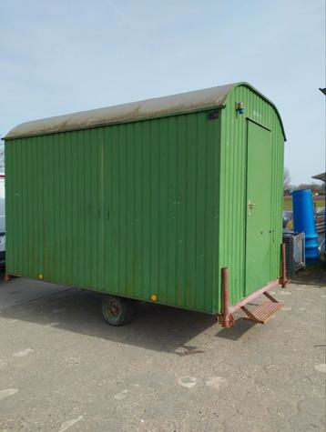 chantier de construction, cabane, chantier naval avec attela, Enlèvement