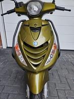 Piaggio zip 2015, Fietsen en Brommers, Scooters | Piaggio, Benzine, Klasse B (45 km/u), Zo goed als nieuw, Zip