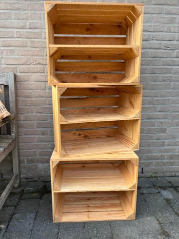 Houten kisten voor interieur - events - etalage beschikbaar voor biedingen