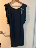 Zwart kleed tischa, Kleding | Dames, Ophalen of Verzenden, Zo goed als nieuw, Maat 42/44 (L), Zwart