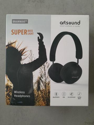 Hoofdtelefoon bluetooth beschikbaar voor biedingen