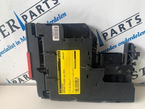 Zekeringkast van een Mercedes E-Klasse, Auto-onderdelen, Elektronica en Kabels, Mercedes-Benz, Gebruikt, 3 maanden garantie, Ophalen of Verzenden