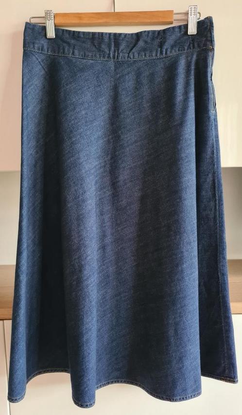Jeansrok van 'Mads Norgaard' (maat: 38), Kleding | Dames, Rokken, Zo goed als nieuw, Maat 38/40 (M), Blauw, Onder de knie, Ophalen of Verzenden