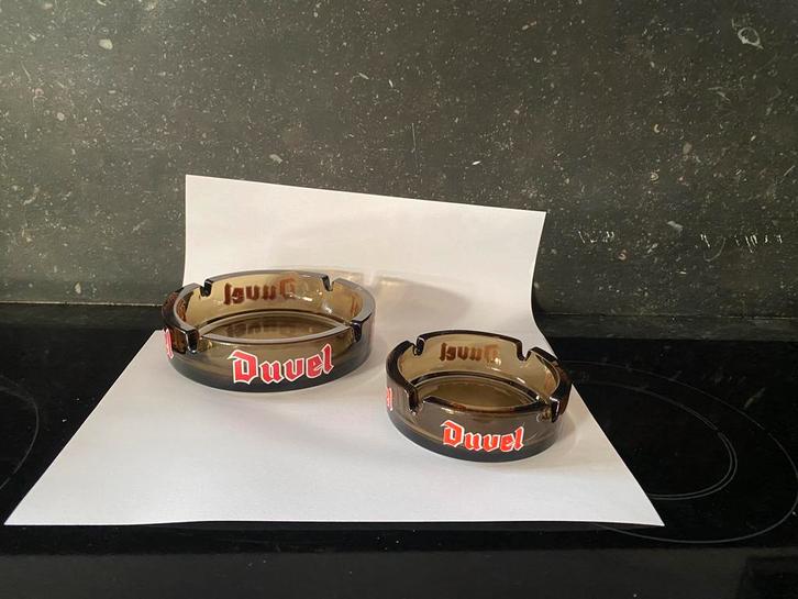 DUVEL asbakken groot + klein, Collections, Marques de bière, Comme neuf, Autres types, Duvel, Envoi