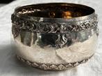 Oude zilver repoussé KHUN bowl Thailand vlammotieven stempel, Antiek en Kunst, Ophalen of Verzenden, Zilver
