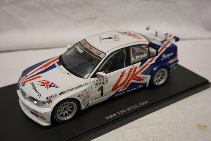 BMW 320i, Priaulx, UK Team, WTCC 2005 1:18 AutoArt, Hobby en Vrije tijd, Modelauto's | 1:18, Gebruikt, Auto, Autoart, Ophalen of Verzenden