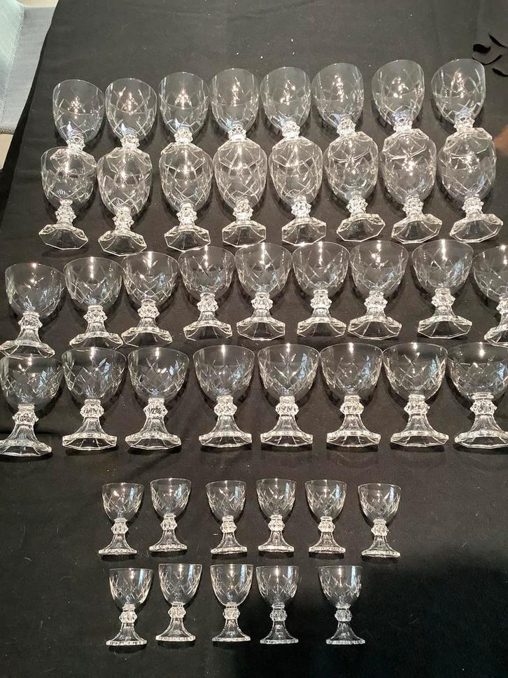 Val saint lambert verres YALE taillé, Antiek en Kunst, Antiek | Glaswerk en Kristal, Ophalen of Verzenden